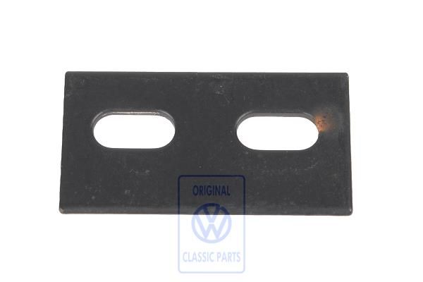 Volkswagen Caddy 1 (14) afstandsplaat achterklep