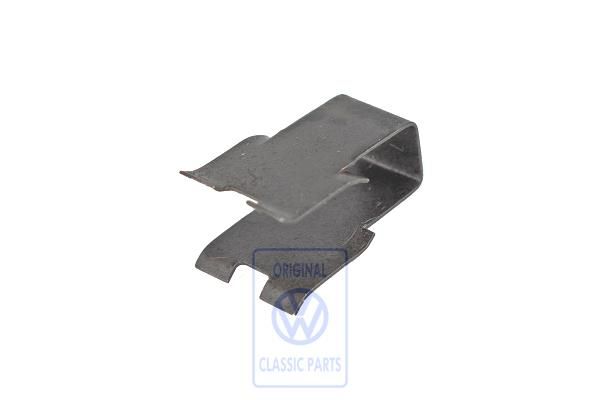 Volkswagen Golf 1 (17) klem dakafdichting