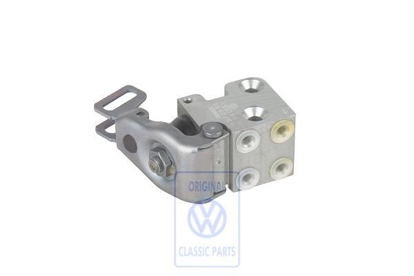 Volkswagen Polo 3 (6N) lastafhankelijke remkrachtregelaar