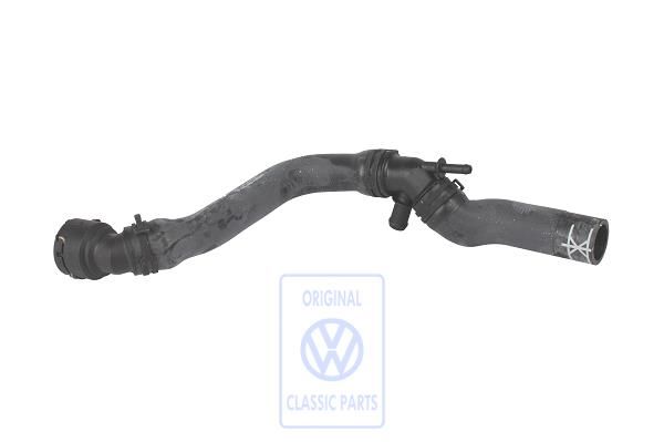 Volkswagen koelvloeistofslang flens naar radiateur (AEH, AKL, AUM)