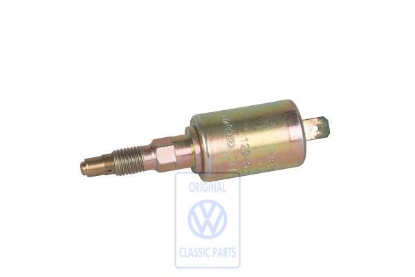 Volkswagen stationair-afsluitventiel 6 V (32PHN)