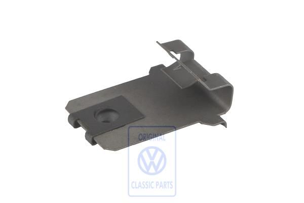 Volkswagen Passat B2 klem