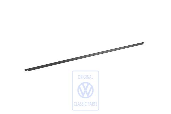 Volkswagen Passat B2 sierlijst achterste raamrand