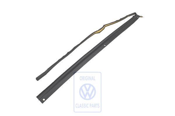 Volkswagen Passat B4 deurafdichting B-stijl - rechtsonder, achterdeur