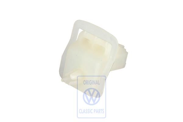 Volkswagen Passat B4 clip