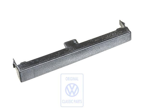 Volkswagen Passat B4 dashboardafdekking - middenrechts, satijnzwart