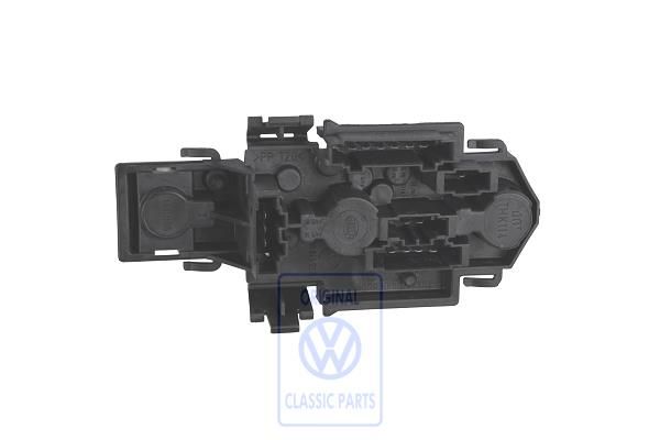 Volkswagen Passat B4 lamphouder achterlicht buitenzijde - sedan