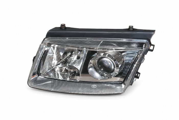Volkswagen Passat B5 (3B) xenonkoplamp links - linksrijdend verkeer