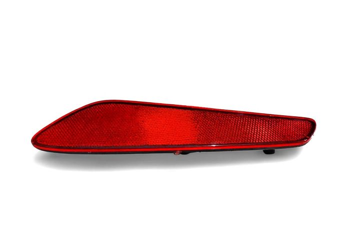 CUPRA Terramar (83H) reflector - linksachter