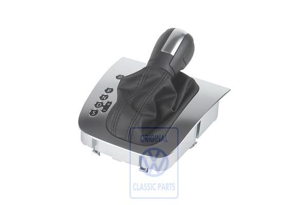 Volkswagen Golf 6 (5K) keuzehendelafdekking automaat - satijnzwart/aluminium