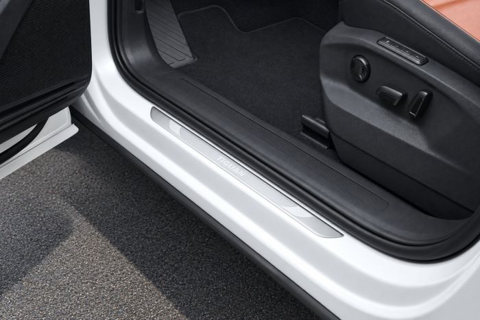 Volkswagen Tiguan 2 (AD1) set instaplijsten
