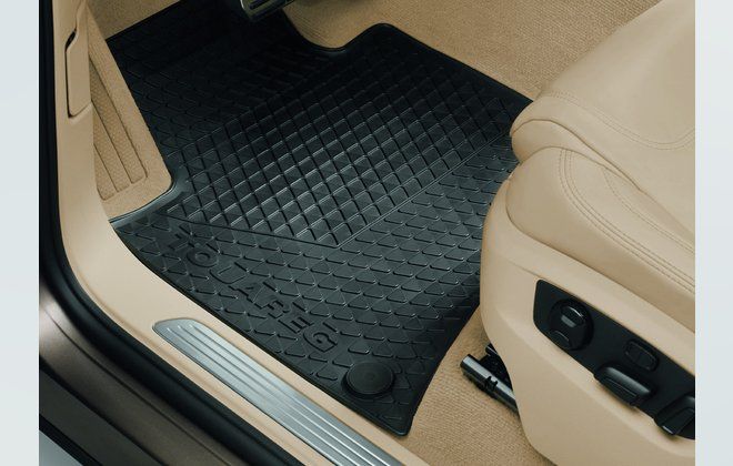 Volkswagen Touareg 2 (7P) all-weather mattenset - voorzijde - zwart