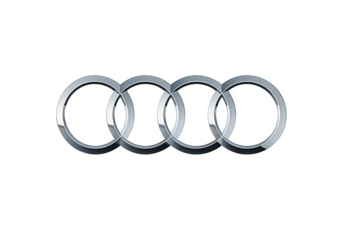 Audi Q5 (FY) logo - chroom