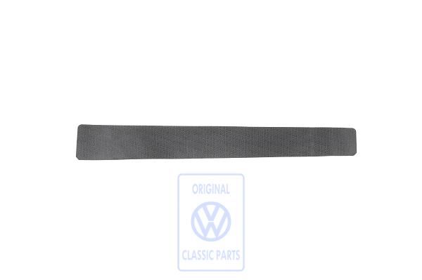Volkswagen Polo 2F afdekking portierframe - links
