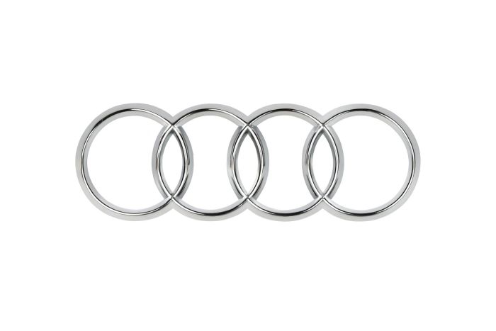 Audi A4 (B8) logo - chroom