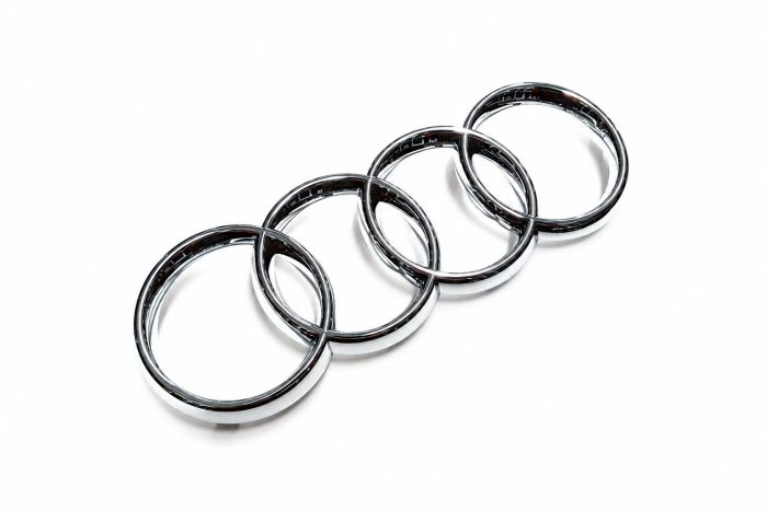 Audi Q5 (B8) logo