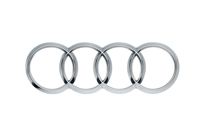 Audi A5 (B8) logo - chroom